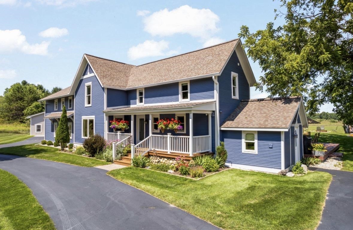7322 Fryzelka Road Buckley, MI 49620 - Photo 1 of 86