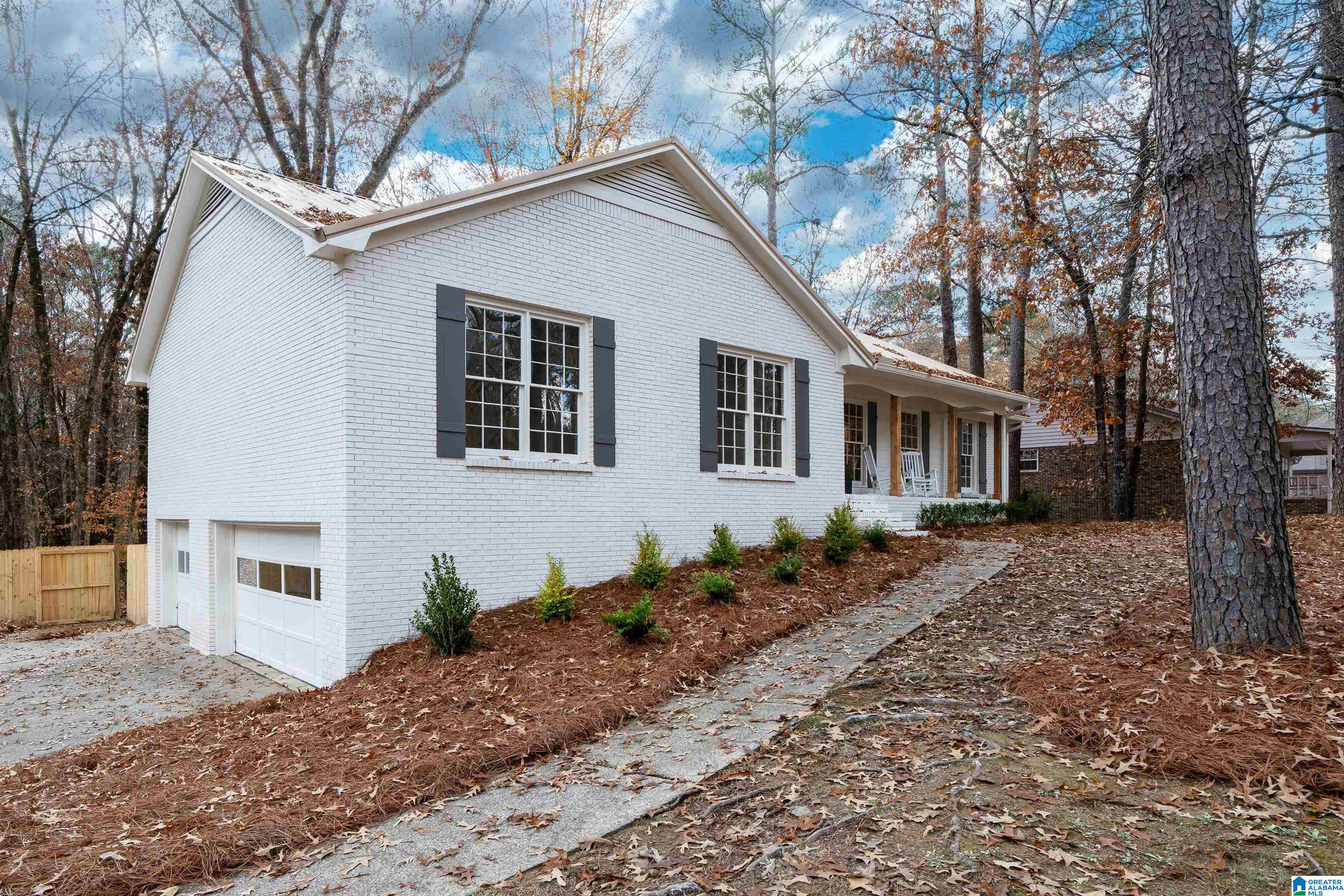 6586 Quail Run Drive Pelham, AL 35124 - Photo 3 of 33