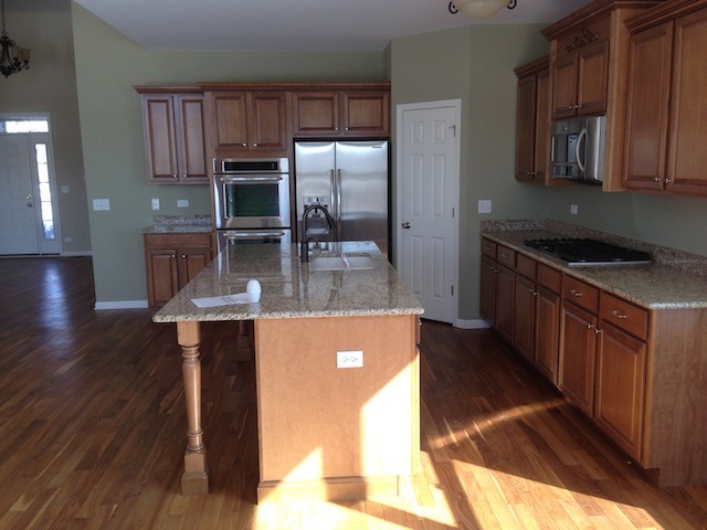 1010 Deerpath Road Aurora, IL 60506 - Photo 8 of 21