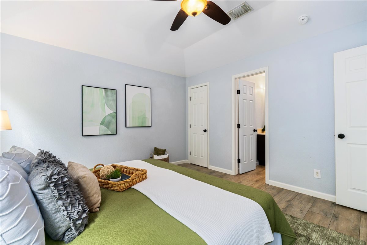 2147 Jasmine Path Round Rock, TX 78664 - Photo 18 of 36 A ceiling fan ensures comfortable sleeping temperatures throughout the year.