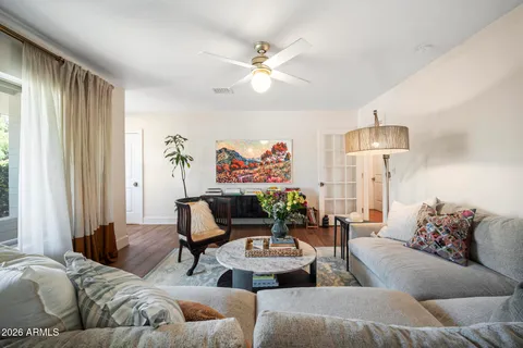 $999,999 | 8221 East Edgemont Avenue, Scottsdale, AZ 85257