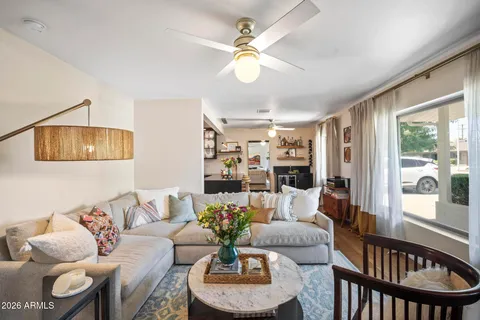 $999,999 | 8221 East Edgemont Avenue, Scottsdale, AZ 85257