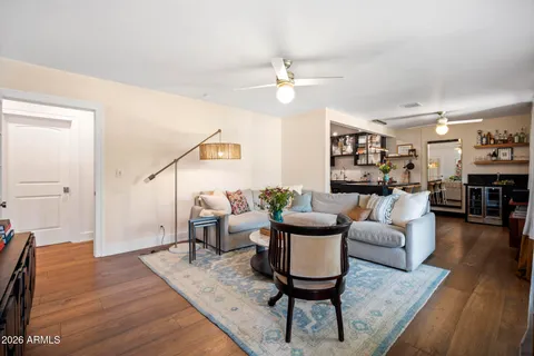 $999,999 | 8221 East Edgemont Avenue, Scottsdale, AZ 85257