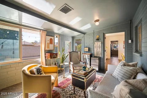 $1,175,000 | 8221 East Edgemont Avenue, Scottsdale, AZ 85257