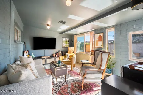 $1,050,000 | 8221 East Edgemont Avenue, Scottsdale, AZ 85257