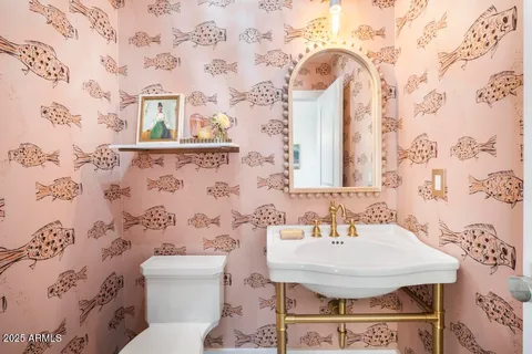 $1,050,000 | 8221 East Edgemont Avenue, Scottsdale, AZ 85257