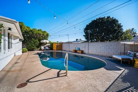 $1,125,000 | 8221 East Edgemont Avenue, Scottsdale, AZ 85257