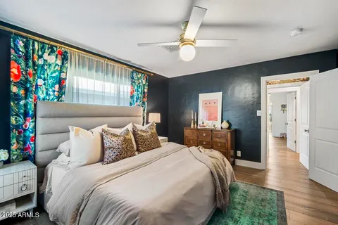 $999,999 | 8221 East Edgemont Avenue, Scottsdale, AZ 85257