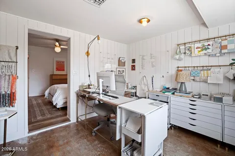 $999,999 | 8221 East Edgemont Avenue, Scottsdale, AZ 85257