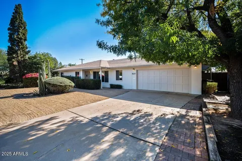 $999,999 | 8221 East Edgemont Avenue, Scottsdale, AZ 85257