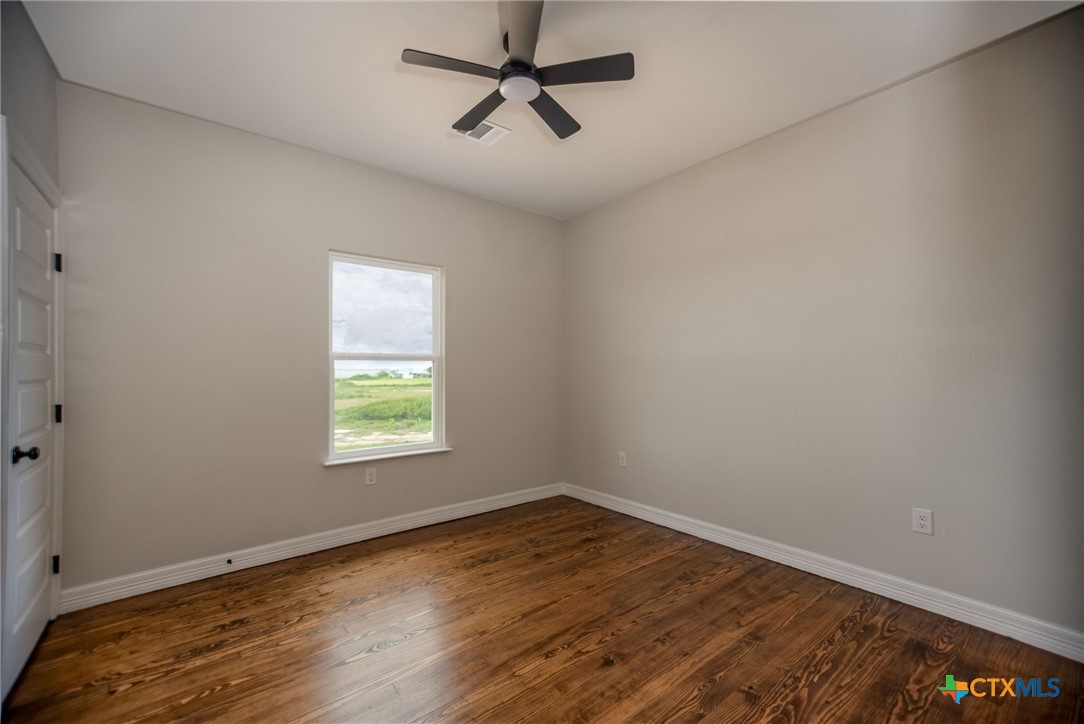 193 Powderhorn Lane Port Lavaca, TX 77979 - Photo 15 of 46