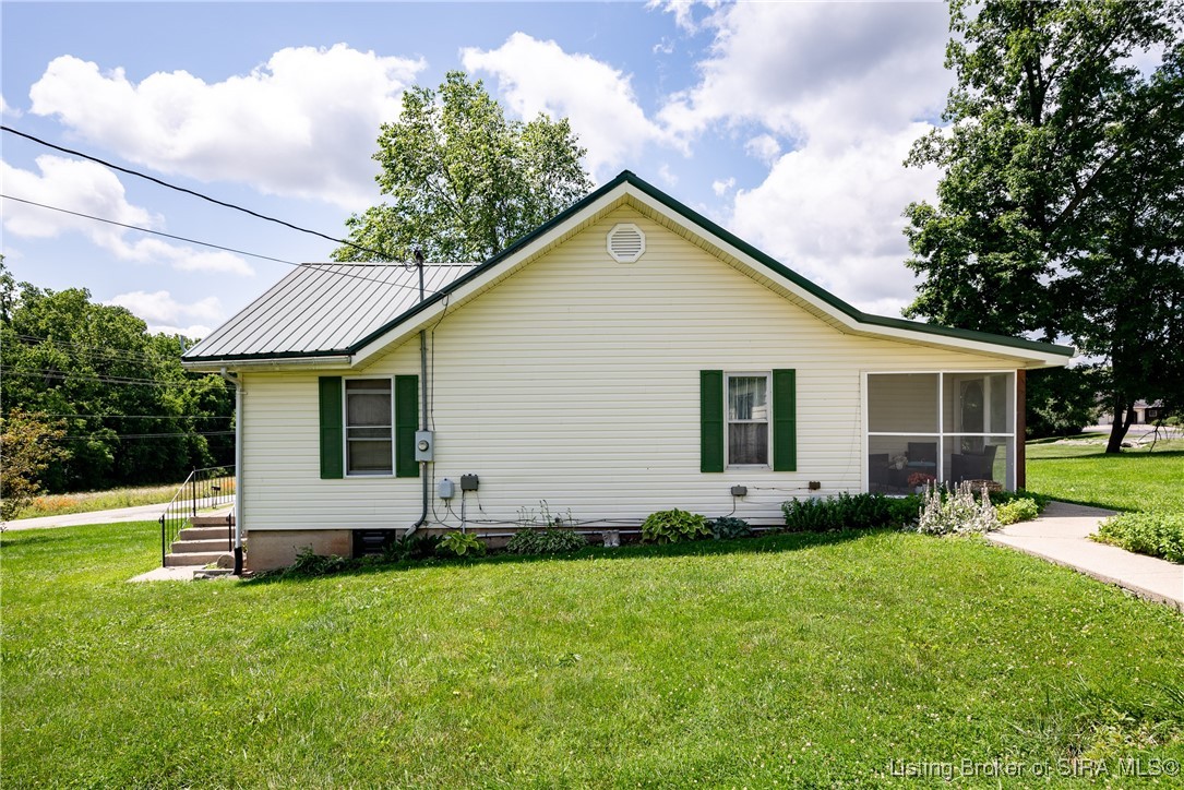 733 South Triangle Road Paoli, IN 47454 - Photo 17 of 32