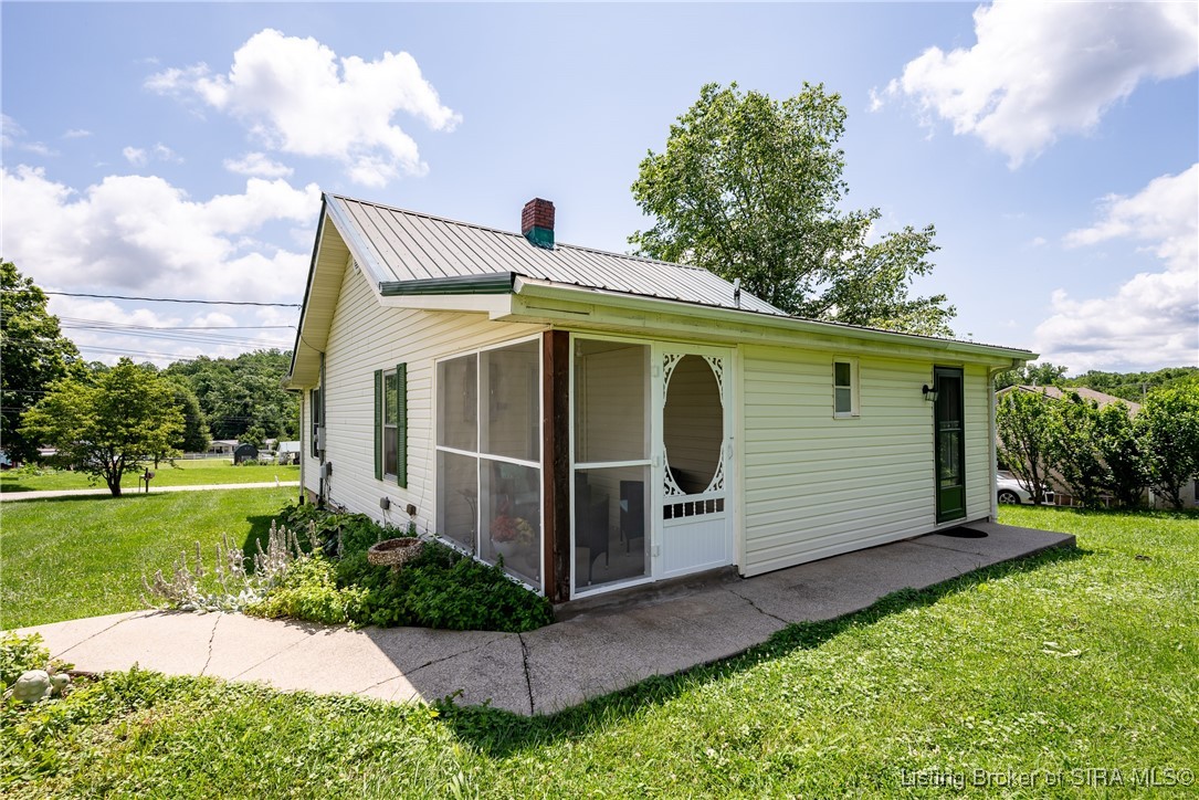 733 South Triangle Road Paoli, IN 47454 - Photo 21 of 32