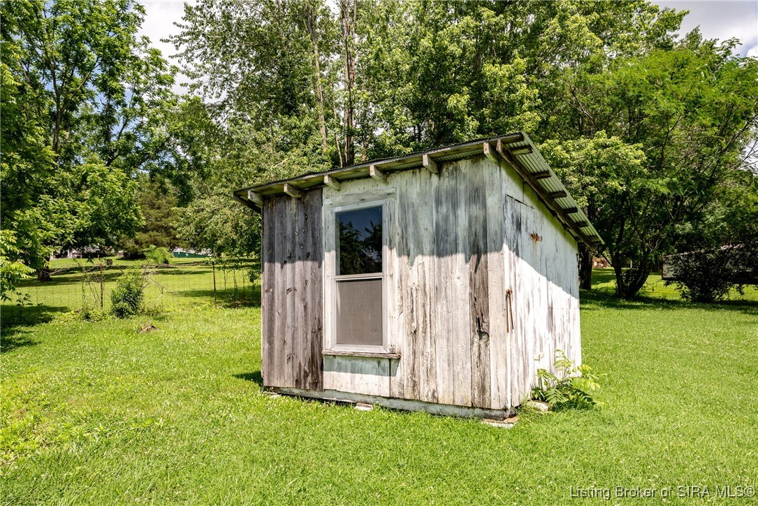 733 South Triangle Road Paoli, IN 47454 - Photo 23 of 32