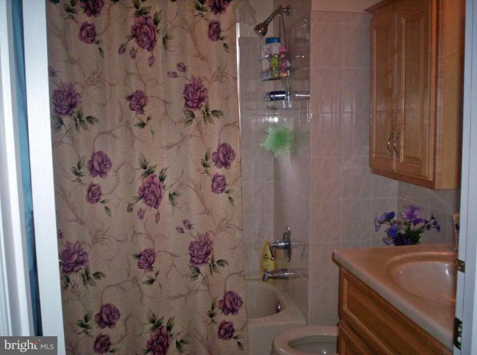 8689 Ridge Road Ellicott City, MD 21043 - Photo 10 of 20 Master Bath