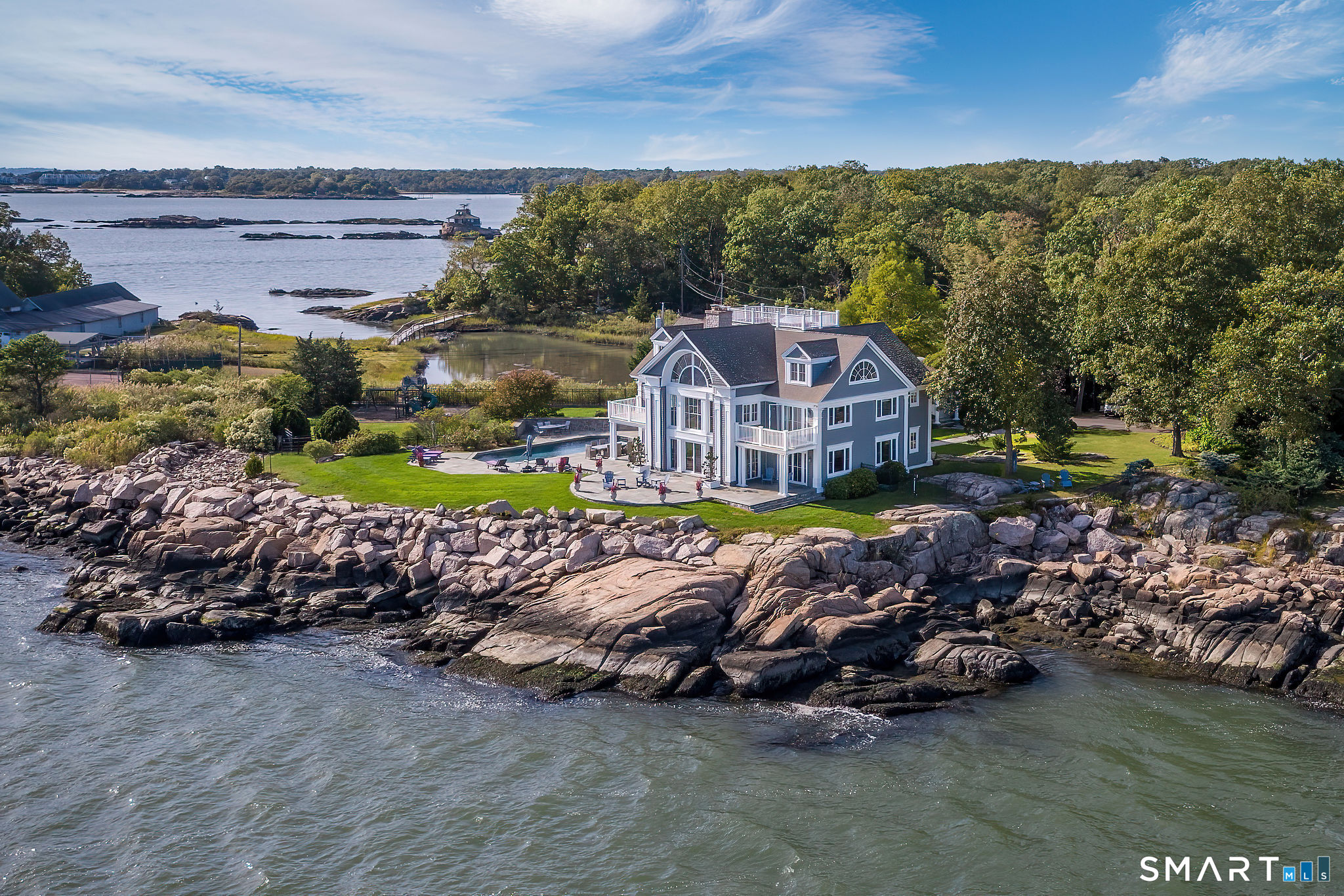 84 Johnsons Point Road Branford, CT 06405 - Photo 2 of 39