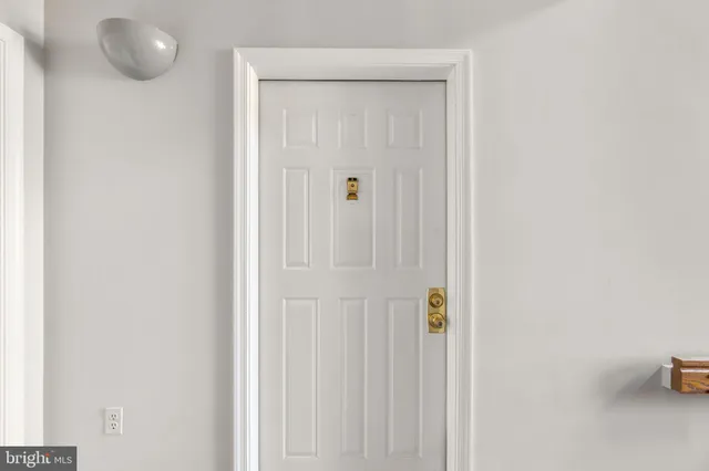 $2,400 | 8378 Montgomery Run Road, Unit D, Ellicott City, MD 21043