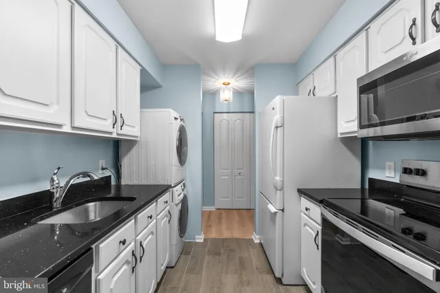 $2,400 | 8378 Montgomery Run Road, Unit D, Ellicott City, MD 21043