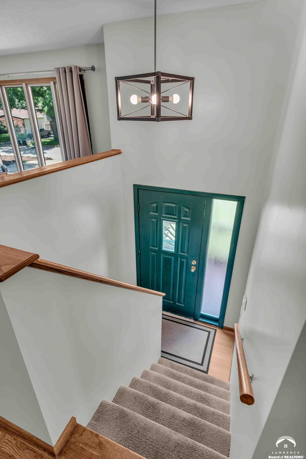 3409 Trail Road Lawrence, KS 66049 - Photo 8 of 39