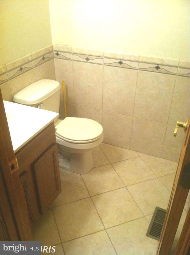 907 Forrester Road Churchton, MD 20733 - Photo 15 of 21 Bedroom (Master)