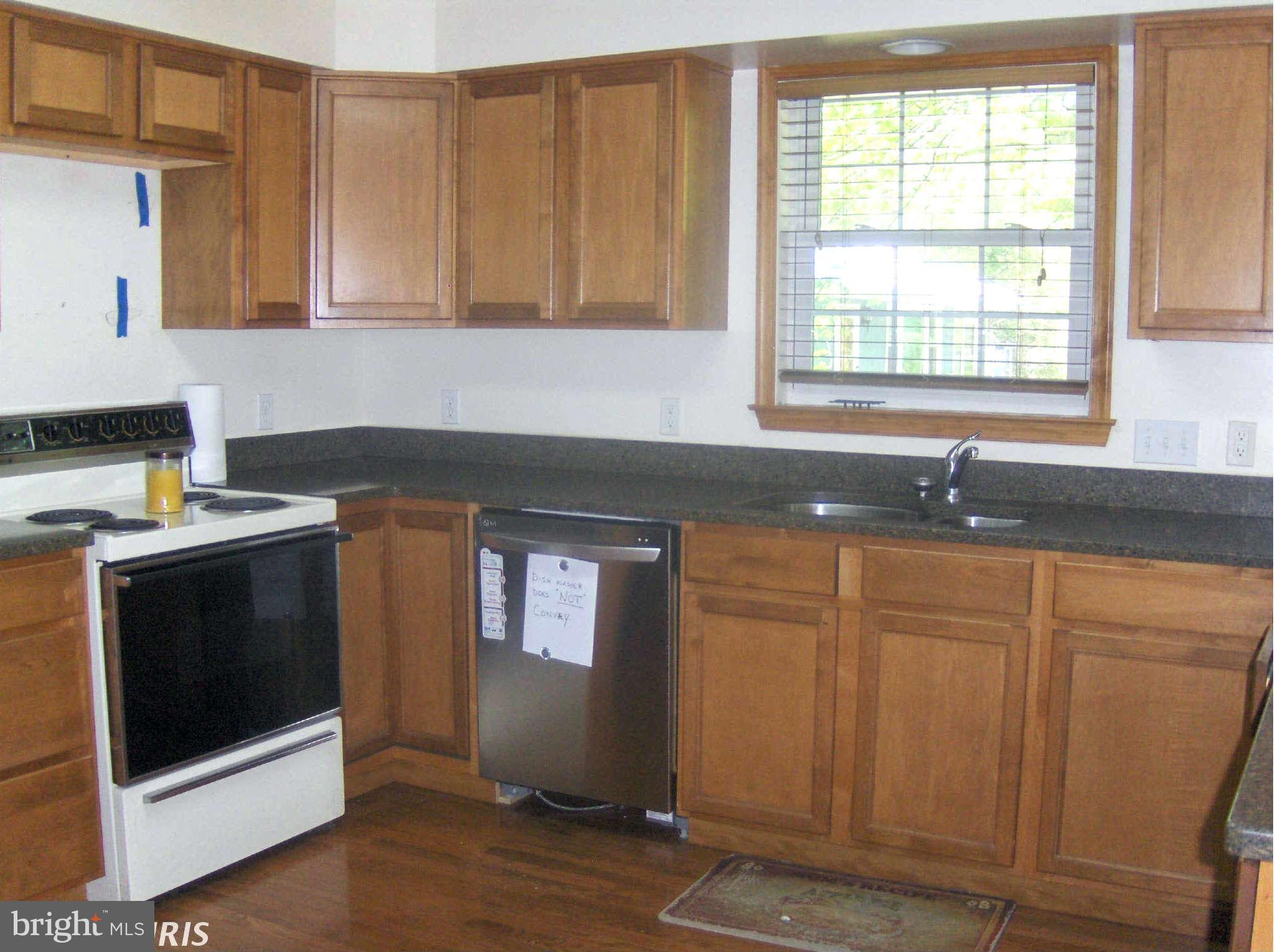 907 Forrester Road Churchton, MD 20733 - Photo 8 of 21 Kitchen