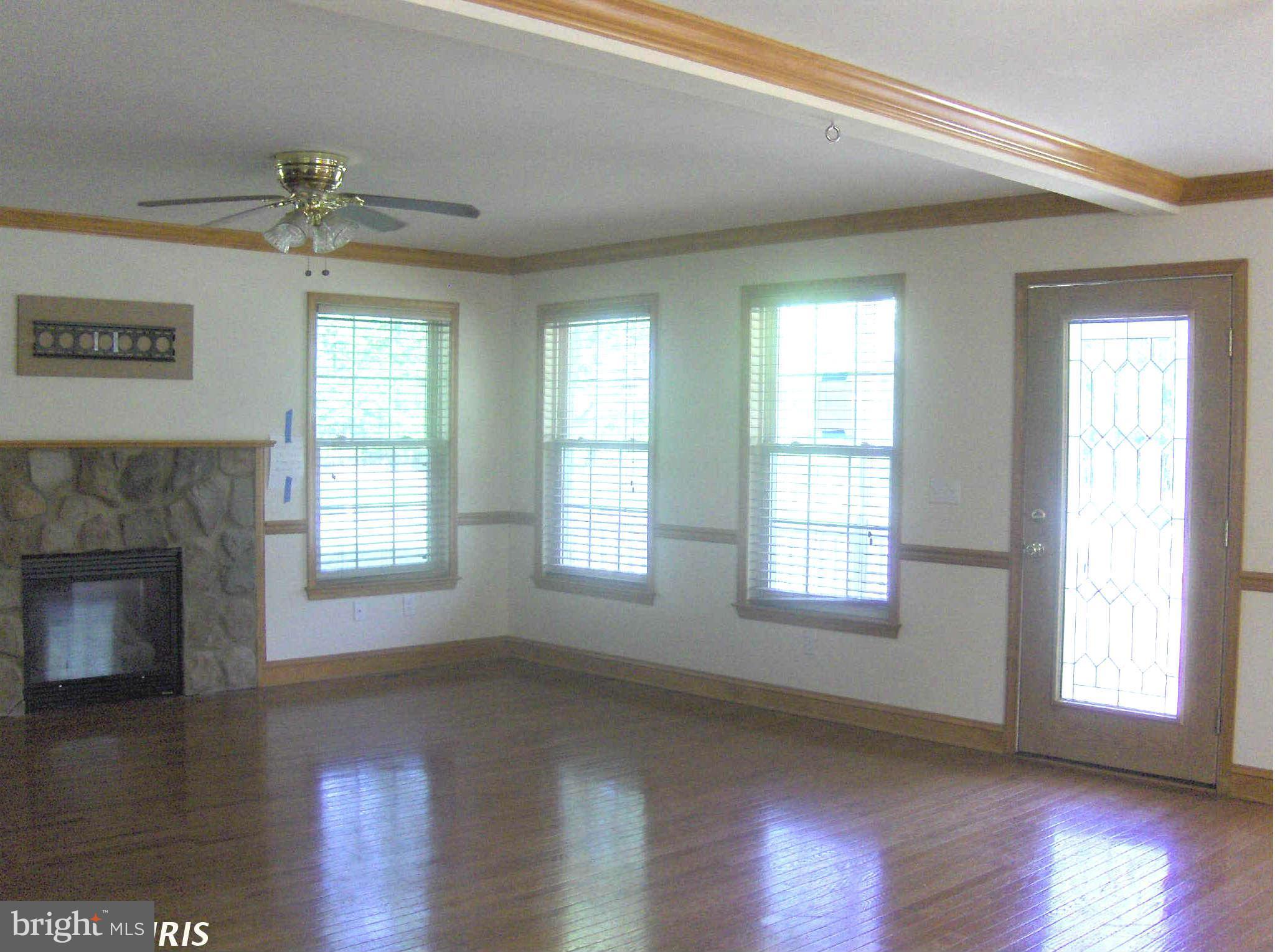 907 Forrester Road Churchton, MD 20733 - Photo 10 of 21 Family Room