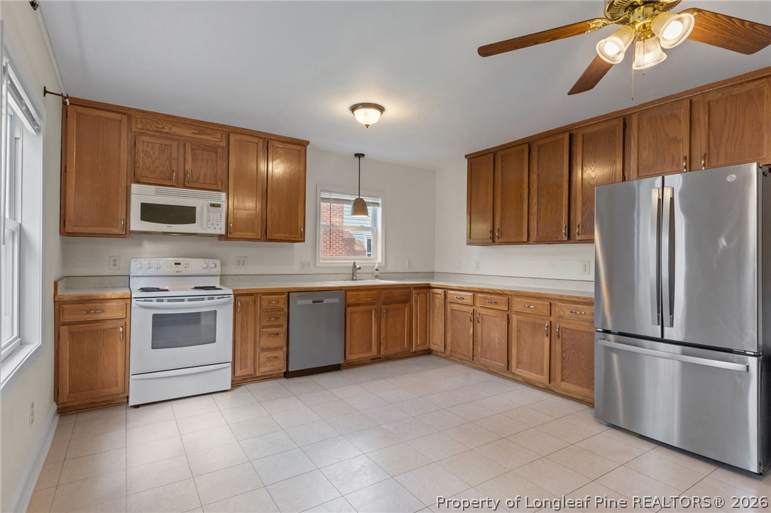 813 Mc Pherson Road Fayetteville, NC 28303 - Photo 11 of 33