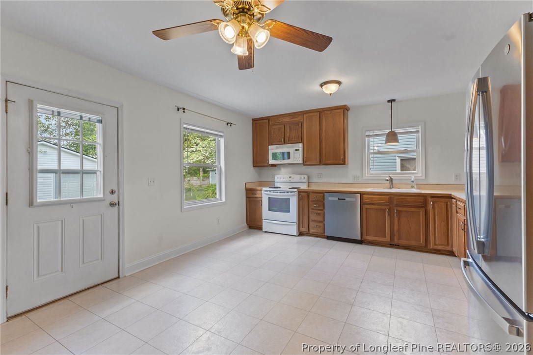 813 Mc Pherson Road Fayetteville, NC 28303 - Photo 10 of 33