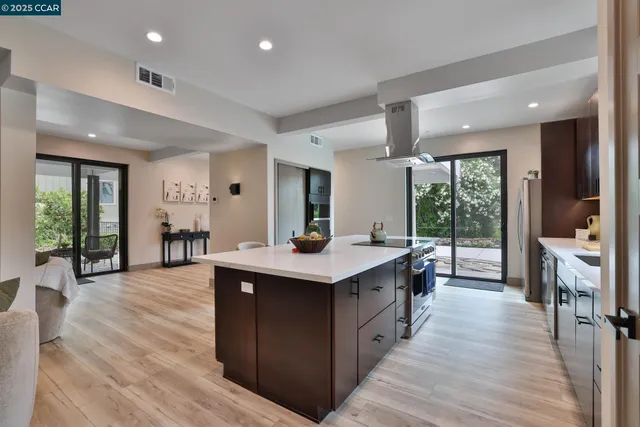 $4,946,000 | 946 Risa Road, Lafayette, CA 94549