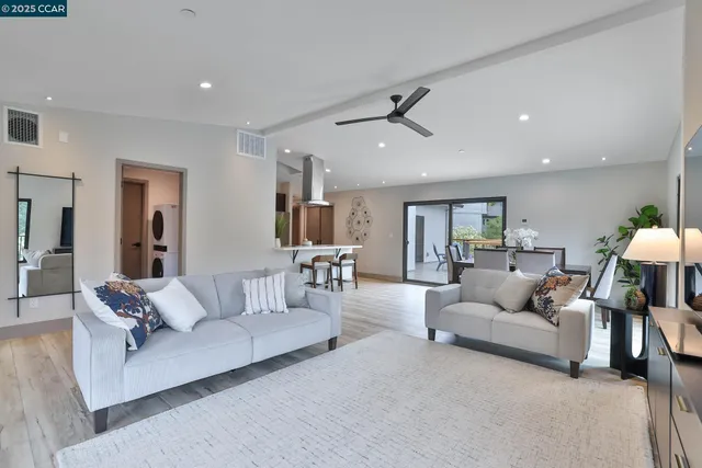 $4,946,000 | 946 Risa Road, Lafayette, CA 94549