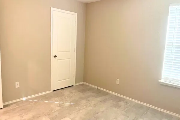 $2,250 | 8310 Rose Petals Lane, Rosharon, TX 77583