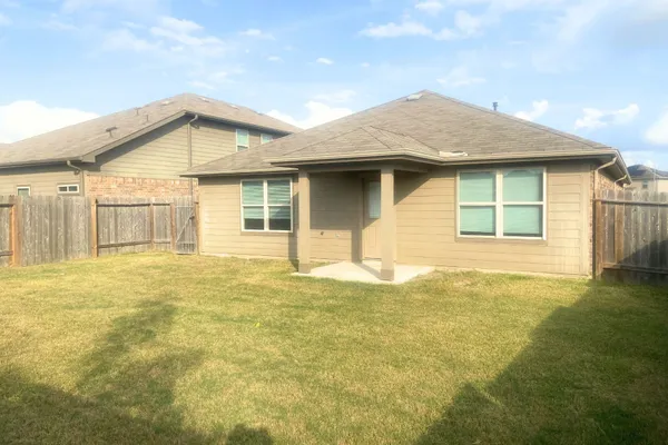 $2,250 | 8310 Rose Petals Lane, Rosharon, TX 77583