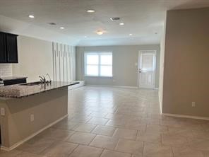 8310 Rose Petals Lane Rosharon, TX 77583 - Photo 7 of 33