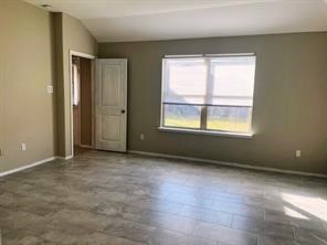 8310 Rose Petals Lane Rosharon, TX 77583 - Photo 10 of 33