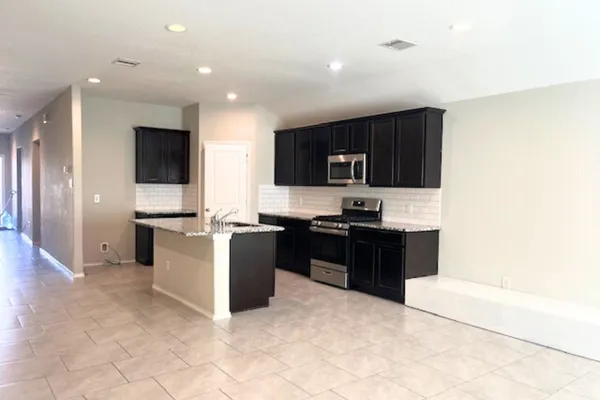 $2,250 | 8310 Rose Petals Lane, Rosharon, TX 77583