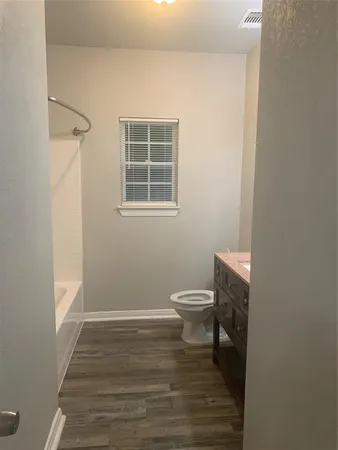 $1,700 | 1210 North Frances Street, Terrell, TX 75160