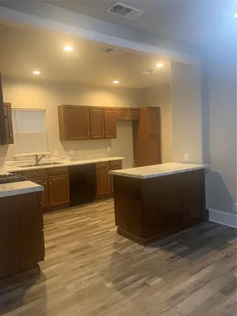 $1,700 | 1210 North Frances Street, Terrell, TX 75160