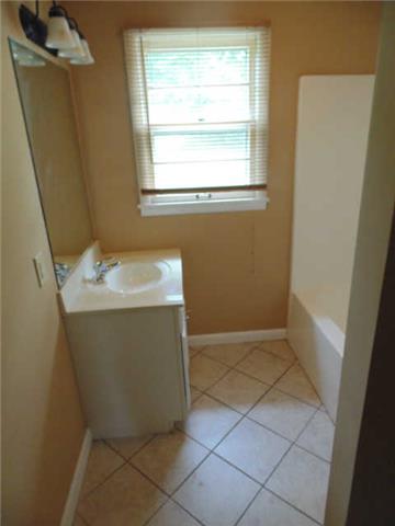707 Bugscuffle Road Wartrace, TN 37183 - Photo 8 of 16