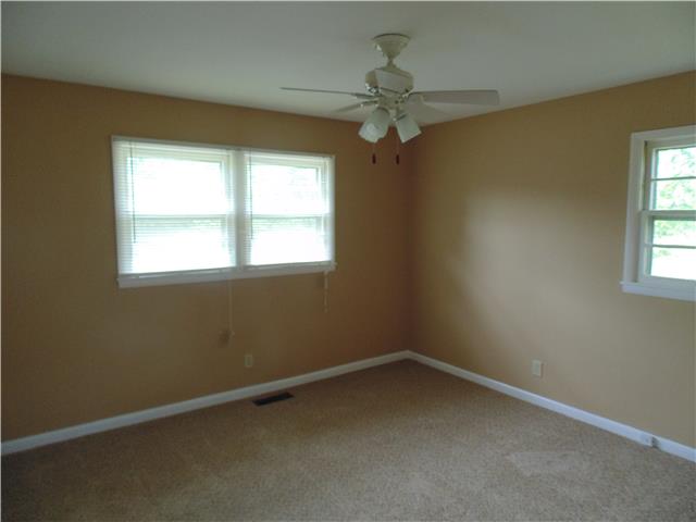707 Bugscuffle Road Wartrace, TN 37183 - Photo 10 of 16