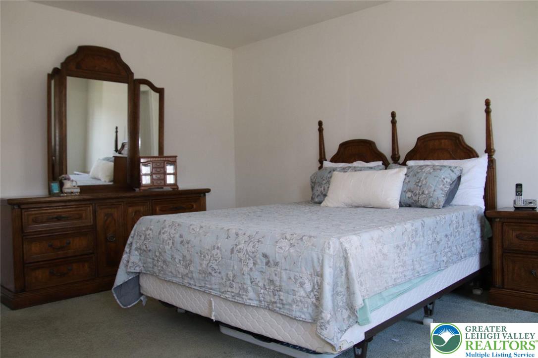 712 Winterthur Way Easton, PA 18040 - Photo 13 of 20 a bedroom with bed and window