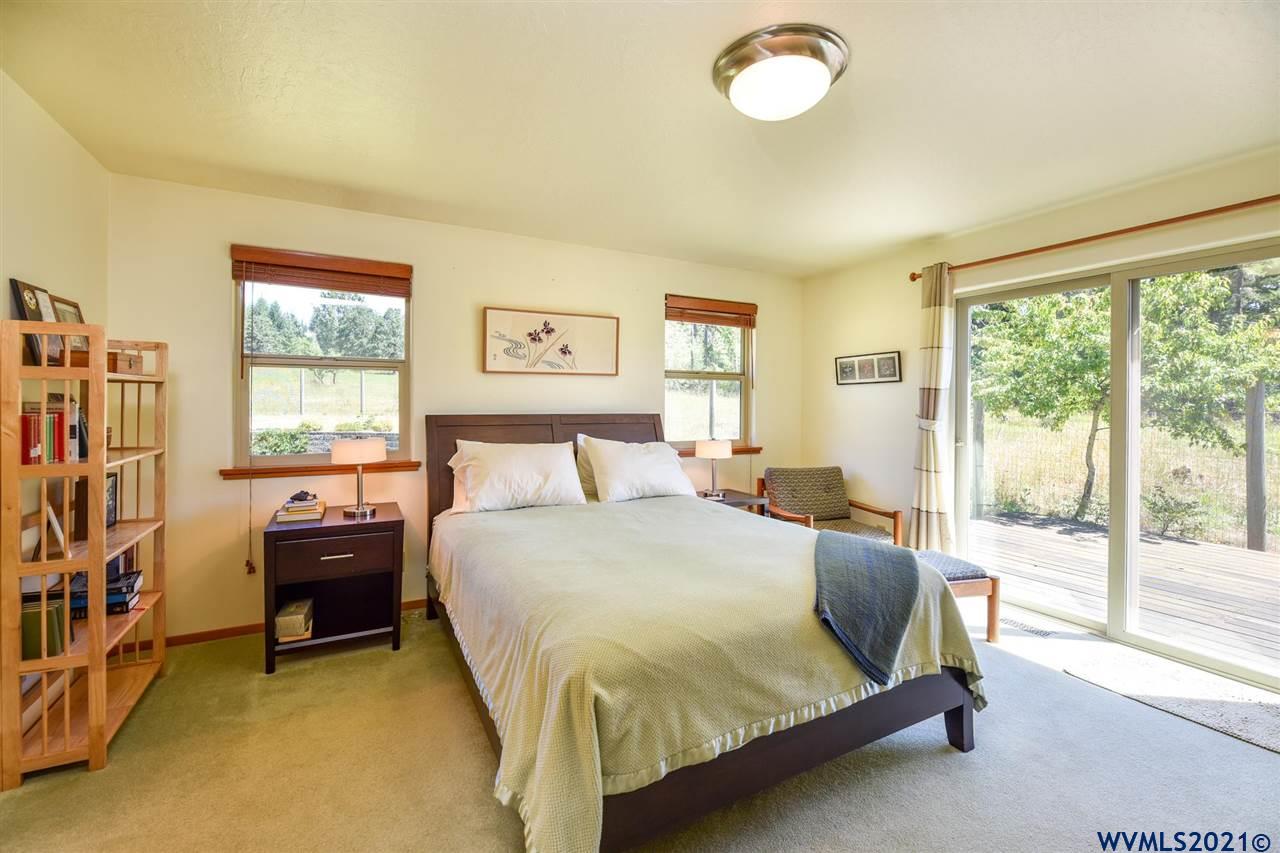 25803 Foster Road Monroe, OR 97456 - Photo 19 of 41 Gallery Image 19