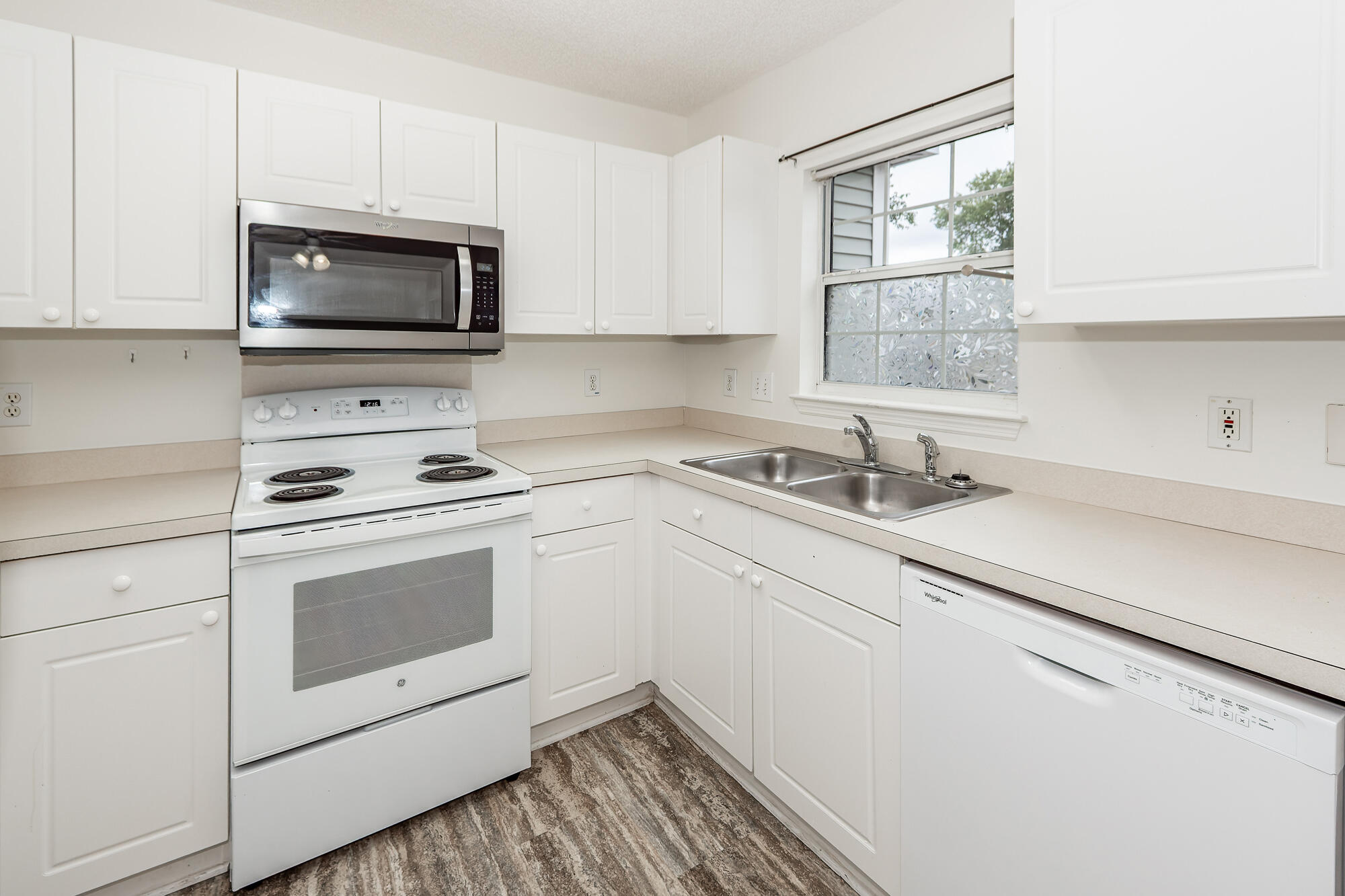574 Carters Grove Road Charleston, SC 29414 - Photo 13 of 37 13