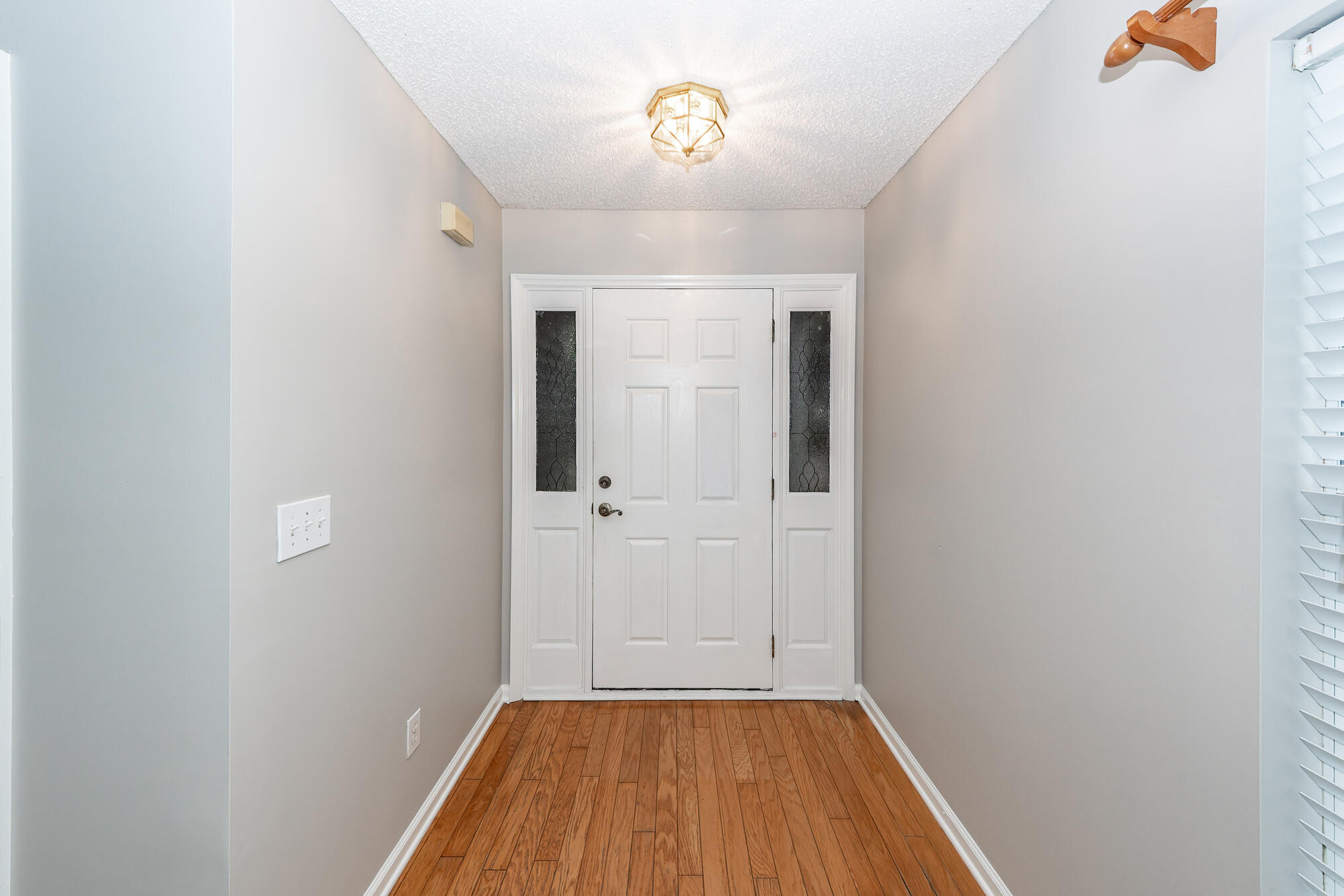 574 Carters Grove Road Charleston, SC 29414 - Photo 3 of 37 03