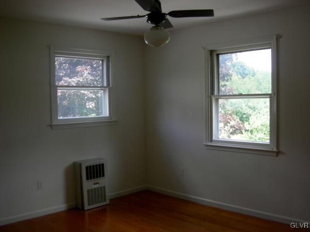 2755 Whitewood Road Bethlehem, PA 18017 - Photo 11 of 11 Gallery Image 11
