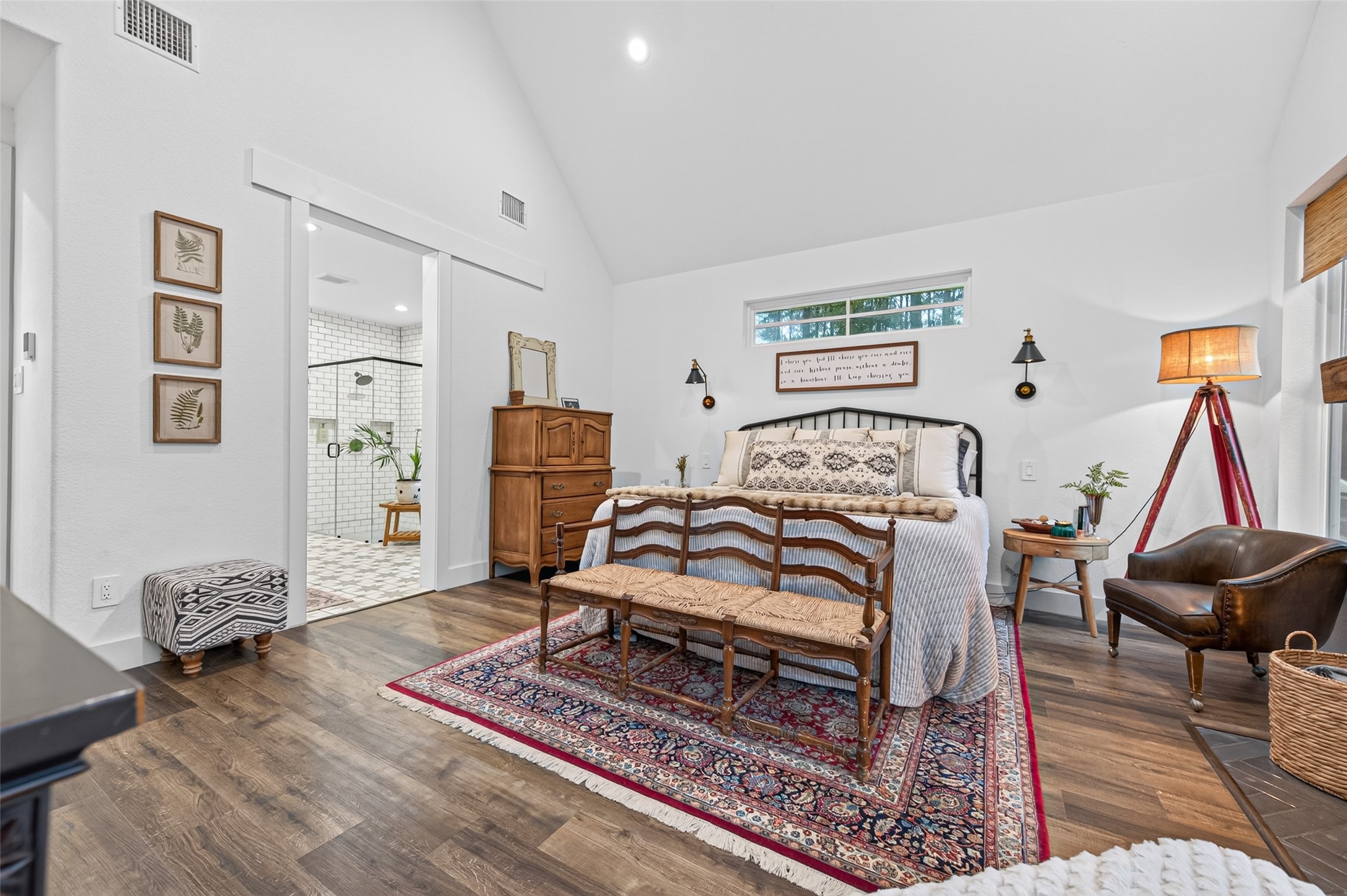 10915 Ruger Road Willis, TX 77378 - Photo 21 of 50 a bedroom with furniture and a rug