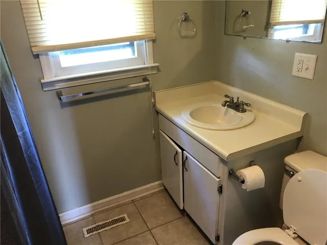 $1,100 | 6511 West Oak Highway, Westminster, SC 29693