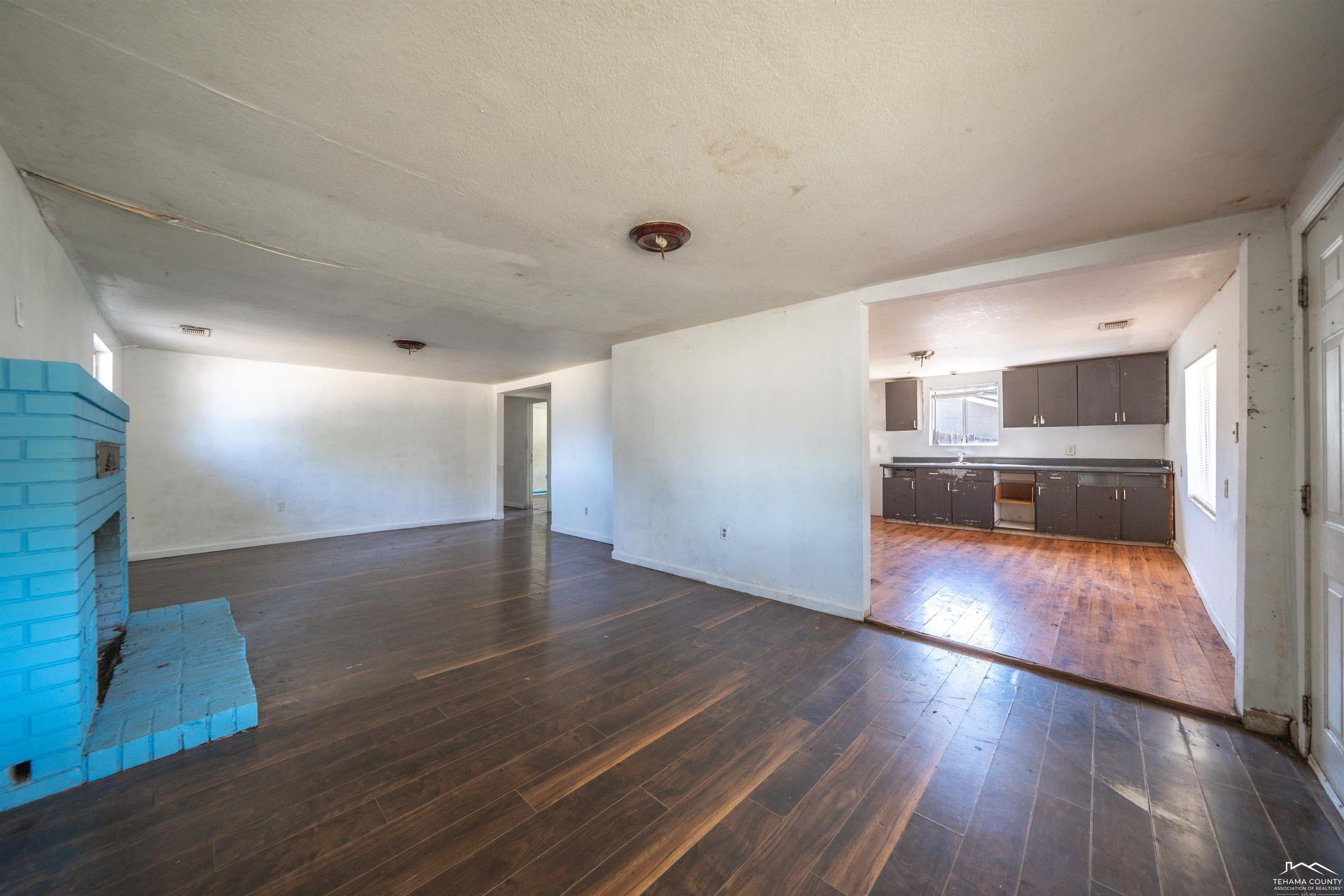 2631 Irwin Road Redding, CA 96002 - Photo 4 of 22