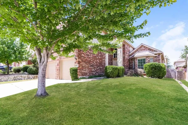 $2,425 | 5005 Portview Drive, Fort Worth, TX 76135