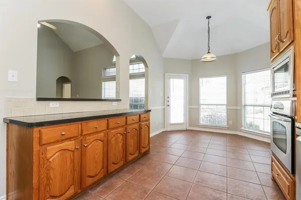 $2,425 | 5005 Portview Drive, Fort Worth, TX 76135