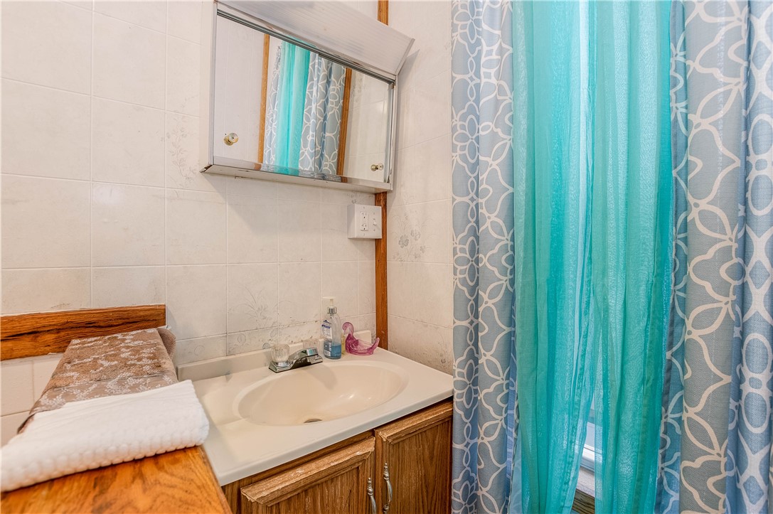 32 Vine Street Woonsocket, RI 02895 - Photo 30 of 34